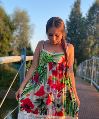 Сладкая и чувственная брюнетка приглашает в гости для погружения в мир страсти и соблазна. Готова исполнить все твои фантазии и желания, подарить незабываемые ощущения. Звони, не стесняйся! 6111, 23 года